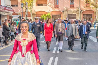 La Agrupación de Fallas del Marítimo homenajea a la Senyera