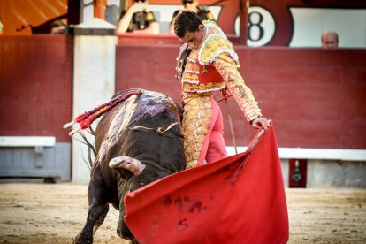 La mano izquierda de Ureña