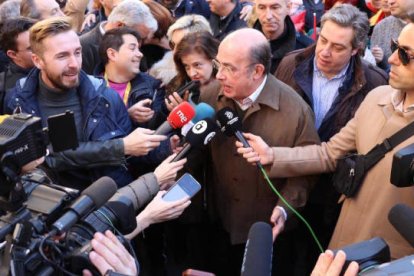 Manifestación de Vox ante el Palau de la Generalitat.