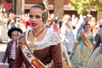 La Agrupación de Fallas del Marítimo homenajea a la Senyera