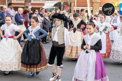 La Agrupación de Fallas del Marítimo homenajea a la Senyera