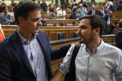 Pedro Sánchez y Alberto Garzón, en el Congreso