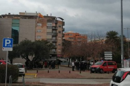 Los bomberos han desalojado al personal del edificio