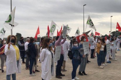 Protestas hoy del personal sanitario ante los hospitales para pedir más medios