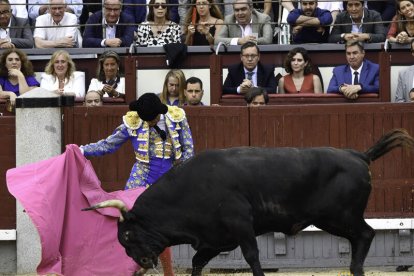 San Isidro 12ª. Roca Rey destaca ante una decepcionante corrida de V. del Río