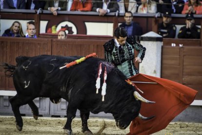 San Isidro 17ª. Viento y mansos en tarde entretenida con Luque y Garrido