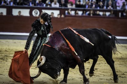 San Isidro 17ª. Viento y mansos en tarde entretenida con Luque y Garrido