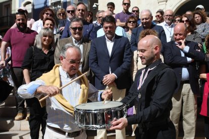 Pepe Espadero da inicio a la Tamborrada