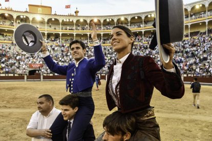 San Isidro 22ª. Puertas Grandes, puertas chicas