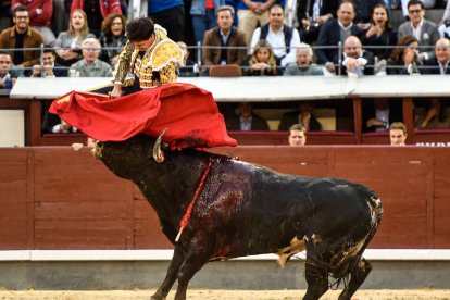 Momento de la cornada a Espada