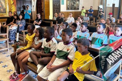 Acogida de niños y niñas saharauis en el Ayuntamiento de Elche