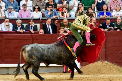 Sexta Feria de Otoño. Los Victorino le abren la Puerta Grande a Borja Jiménez