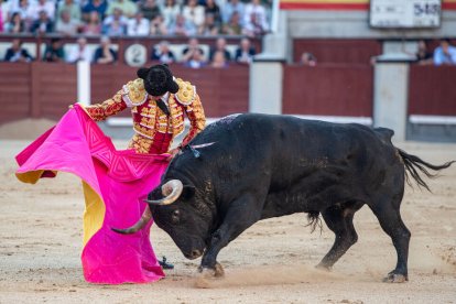 Diego Urdiales hizo lo mejor de la tarde de capote