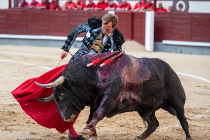 2ª San Isidro. Toros encastados de Fuente Ymbro, triunfo de Román y mucho mérito