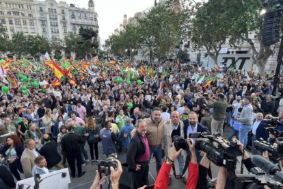 Santiago Abascal, Gil Lázaro, Carlos Flores y Juanma Badenas en Valencia.