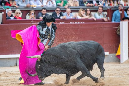 2ª San Isidro. Toros encastados de Fuente Ymbro, triunfo de Román y mucho mérito