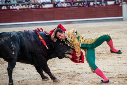 2ª San Isidro. Toros encastados de Fuente Ymbro, triunfo de Román y mucho mérito