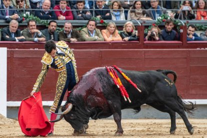 6ª San Isidro. Cartel de "NHB" y oreja para Rufo el Día de la Tauromaquia