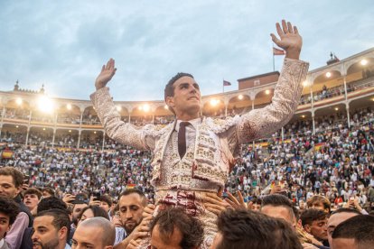 27ª San Isidro. Puerta Grande de Adrián que justifica estar en el cartel