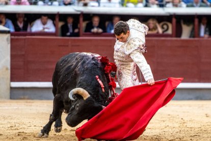 27ª San Isidro. Puerta Grande de Adrián que justifica estar en el cartel