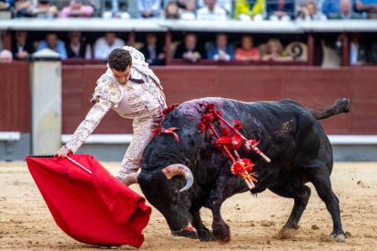 27ª San Isidro. Puerta Grande de Adrián que justifica estar en el cartel