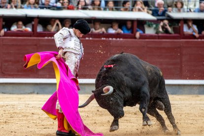 27ª San Isidro. Puerta Grande de Adrián que justifica estar en el cartel