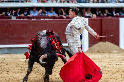 27ª San Isidro. Puerta Grande de Adrián que justifica estar en el cartel