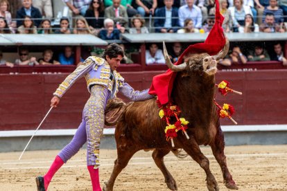 27ª San Isidro. Puerta Grande de Adrián que justifica estar en el cartel