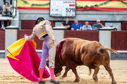 27ª San Isidro. Puerta Grande de Adrián que justifica estar en el cartel