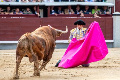 27ª San Isidro. Puerta Grande de Adrián que justifica estar en el cartel