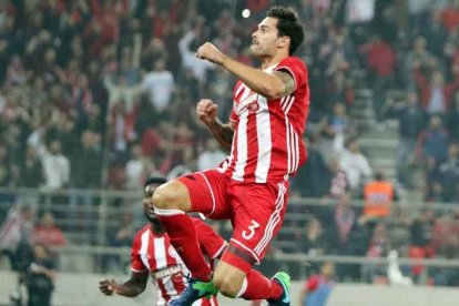 Botía milita actualmente en el Olympiacos.