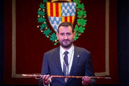 El nuevo alcalde socialista de Badalona.