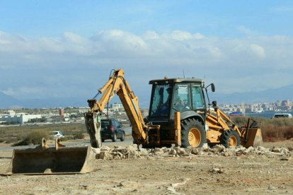 Obras en la zona de Agua Amarga.