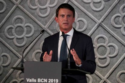 Manuel Valls durante la presentación de su candidatura.