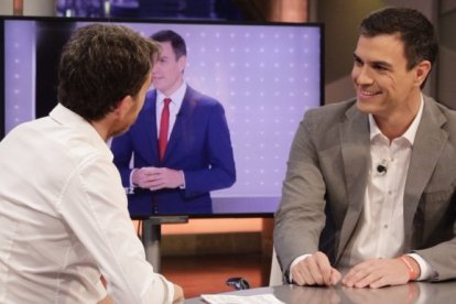 El líder socialista visitó El Hormiguero 24 horas después del debate a cuatro celebrado en la misma cadena.