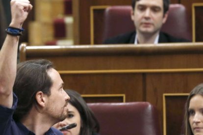 El grupo de Podemos y confluencias ha conseguido la designación de diecinueve asesores.