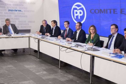 Rajoy presidiendo la reunión del Comité.