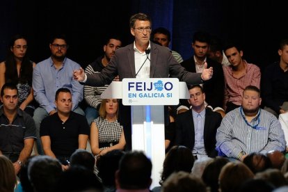 El presidente de la Xunta, Alberto Nuñez Feijóo, en un acto de la campaña