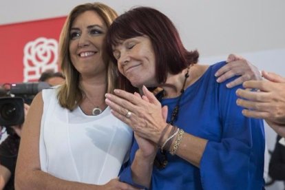 Susana Díaz y Micaela Navarro este jueves.