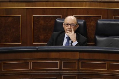 Montoro reducirá el IRPF a las rentas más bajas