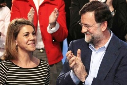 Cospedal y Rajoy, en uno de los congresos en que fue elegida secretaria general del PP