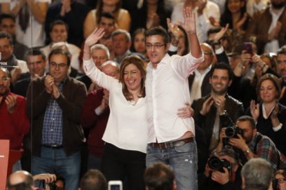 Susana Díaz y Eduardo Madina en un acto de la campaña de las primarias.