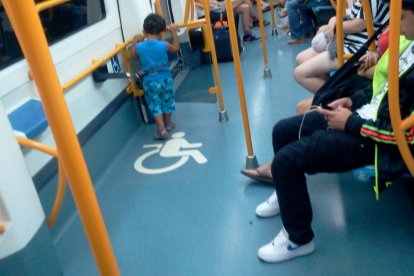 Arranca el curso escolar con huelga de 24 horas de Metro y Tranvía