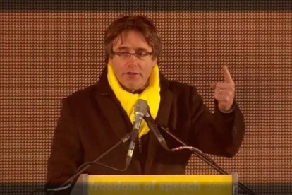 El futuro de Puigdemont: banquillo o fuga