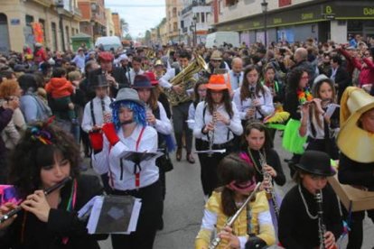 Valencia Marítima: Ensayo solidario de costaleros y jornada de convivencia