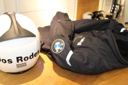 La gama de chaquetas con airbag de BMW Motorrad ya está disponible en Dos Rodes