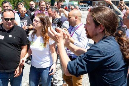 Iglesias, este miércoles en Vigo en un acto de campaña con empleados de Citroén.