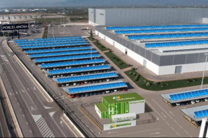 Iberdrola y Porcelanosa abordan una solución para electrificar la producción