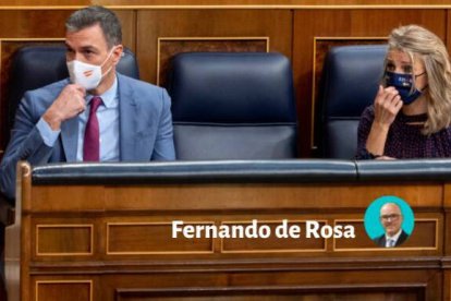 Pedro Sánchez y Yolanda Díaz, sentados en el Congreso