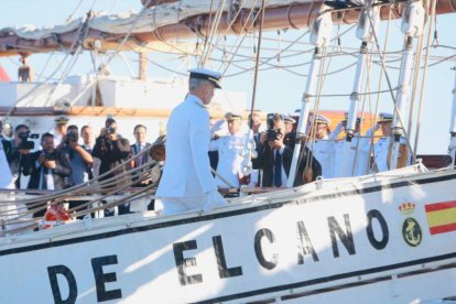 El Rey Felipe en los actos conmemorativos del V centerario de la vuelta al mundo de Elcano.